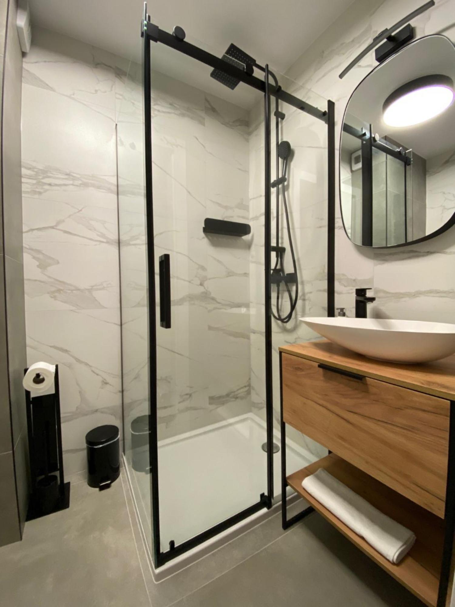 Vistula Avenue Apartment Free Parking, Swimming Pool, Sauna & Gym Cracovia Exterior foto